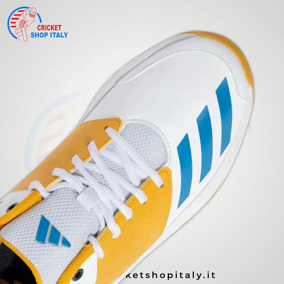 Adidas CRINU 23 Cricket Shoes
